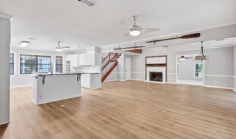 345 Lakeway Dr, Brandon, MS 39047