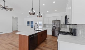 4823 Thompson Heights Dr, Adrian, MI 49221