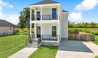 1938 BENJAMIN St, Arabi, LA 70032