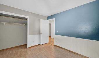 6809 Pilgrim Rd, Madison, WI 53711