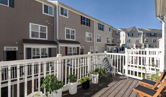 24650 CARIBOU Sq, Aldie, VA 20105