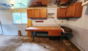 1697 685Th Ave, Albia, IA 52531
