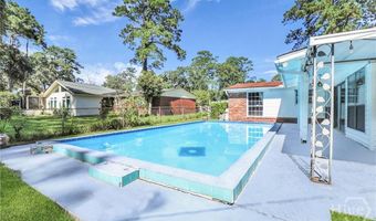 12726 Golf Club Dr, Savannah, GA 31419
