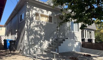 1725 Bay St, Alameda, CA 94501