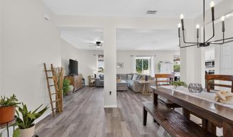 203 STAR SHELL Dr, Apollo Beach, FL 33572