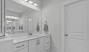 409 S Tunstall Ave, Apex, NC 27502