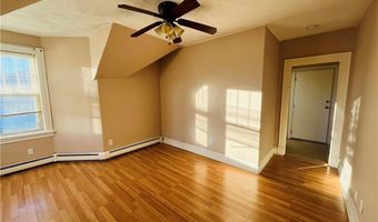 1574 Cranston St, Cranston, RI 02920