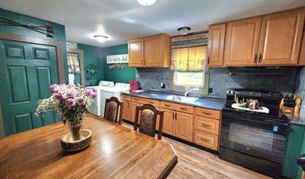 18 Demers St, Berlin, NH 03570