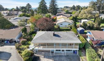 441 BUENA VISTA Loop, Brookings, OR 97415