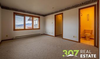 231 Carter View Dr, Cody, WY 82414