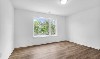 395 Southern Blvd, Bayville, NJ 08721