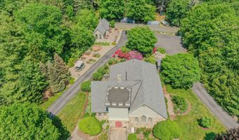 48 Old Searsport Ave, Belfast, ME 04915