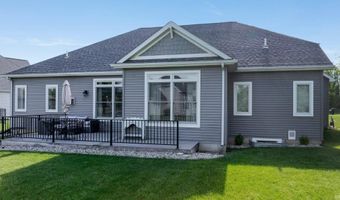 1123 N Dewey St, Auburn, IN 46706