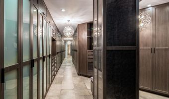 700 Front St 2502, San Diego, CA 92101
