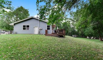 1315 Iowa Cir, Ames, IA 50014