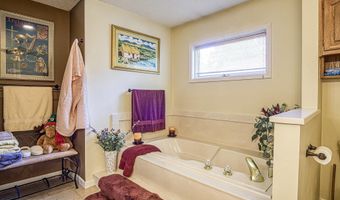 10 Meseta Ln, Hot Springs Village, AR 71909