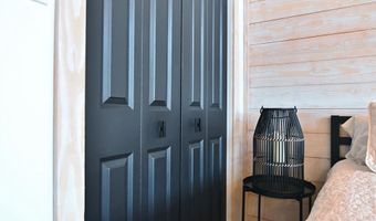 1814 FAIRWAY Dr 338, Basye, VA 22810