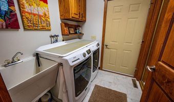 895 Vijobi Trl, Amery, WI 54001