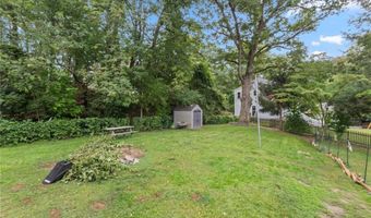 28 Crowell St, Cumberland, RI 02864