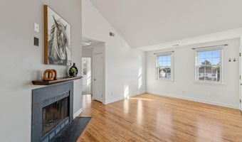 2813 ARLINGTON Blvd 159, Arlington, VA 22201