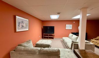 14 Beechwood Ct, Batesville, IN 47006