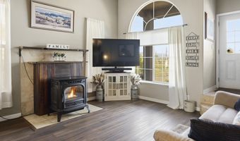 765 Stock Ln, Fernley, NV 89408