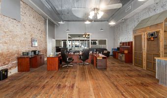 1026 NOBLE St, Anniston, AL 36207