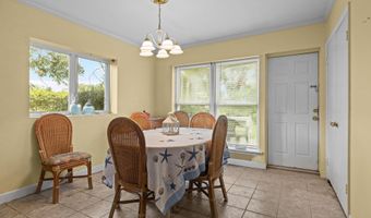 319 Old Causeway Rd, Atlantic Beach, NC 28512