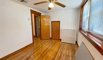 820 Club Ave E, Allentown, PA 18109