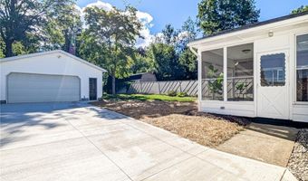 515 Crestview Ave, Akron, OH 44320