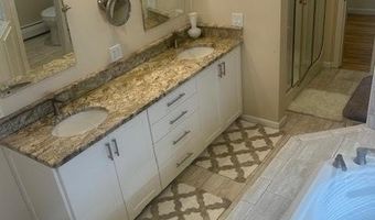 120 Fox Run, East Greenwich, RI 02818