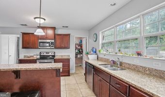 258 Nashview Trl, Allenhurst, GA 31301