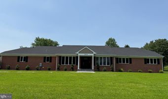 104 LAKE FRONT Dr, Dover, DE 19904