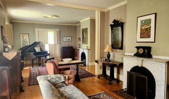 151 Kenduskeag Ave, Bangor, ME 04401