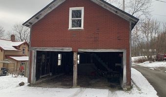 3917 MAIN St, Adamsville, PA 16110