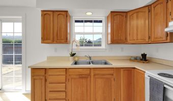 176 19TH St, Springfield, OR 97477