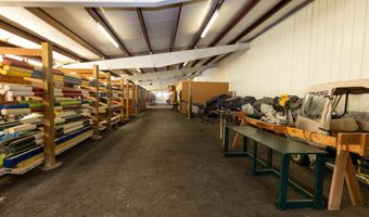 950 Miles, Bancroft, ID 83217