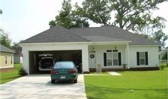 1617 Devon Dr, Albany, GA 31721