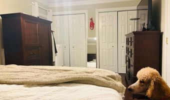 915 C St SE, Washington, DC 20003