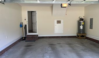4219 Maple Dr, Ayden, NC 28513