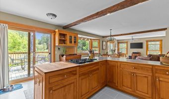 429 Polhemus Rd, Cambridge, VT 05464