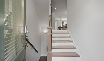 1097 Township Sq, Alpharetta, GA 30022