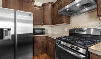2890 23RD Ave, Albany, OR 97321