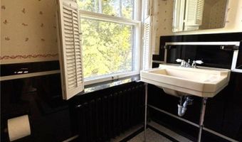 950 Merriman Rd, Akron, OH 44303