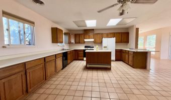 25 JENNIFER St, Belen, NM 87002