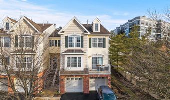 4 BOATWORKS Dr, Bayonne, NJ 07002