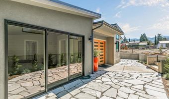 852 Oak St, Ashland, OR 97520