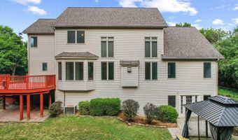 4055 Pontiac Trl, Ann Arbor, MI 48105