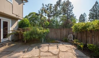 5015 Charmian Dr, Santa Rosa, CA 95409