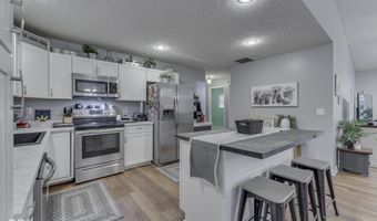 596 Briarwood Ln, Bedford, IN 47421